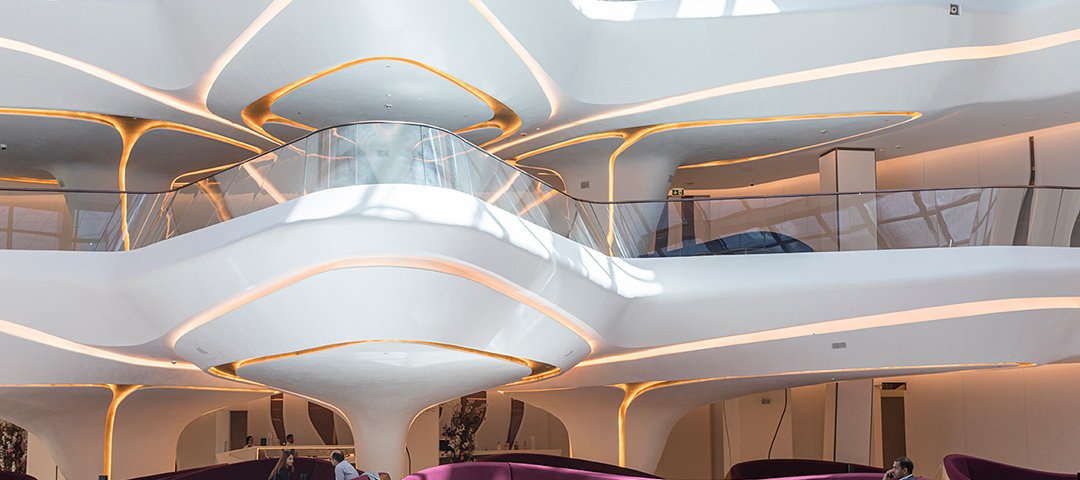 Zaha Hadid, Vida Y Obra De La Arquitecta Que Lo Cambió Todo – XEVZE