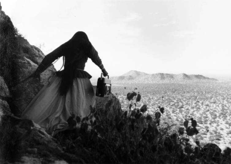 Graciela Iturbide - lo que vive Desierto de Sonora